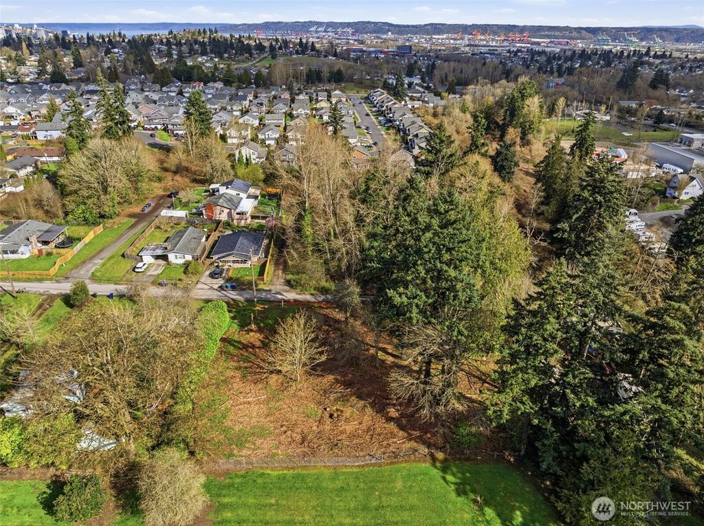 Photo of 1406 E 44th Street, Tacoma, WA 98404 (MLS # 2499058)