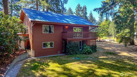 Photo of 30455 Kent Black Diamond Road, Kent, WA 98092 (MLS # 2572046)