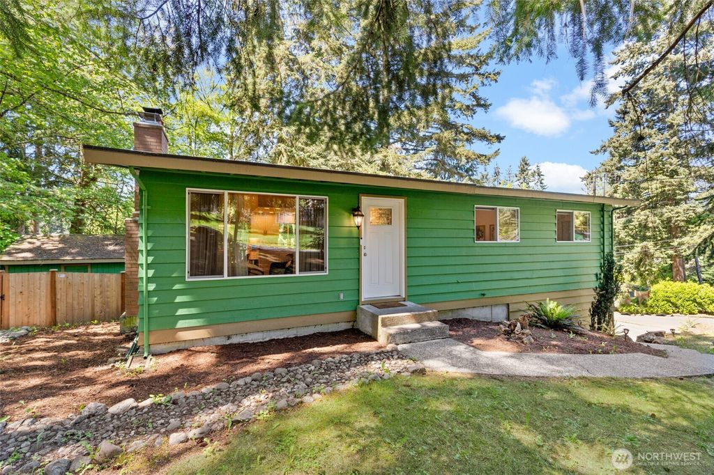 Photo of 14622 57th Place W, Edmonds, WA 98026 (MLS # 2522733)