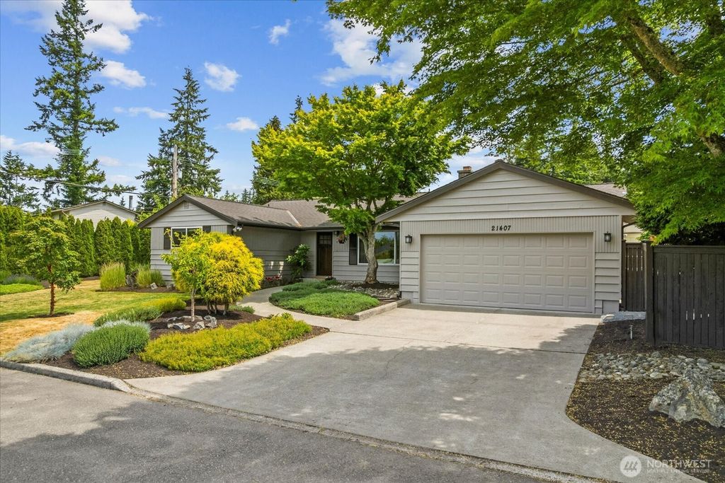 Photo of 21407 90th Avenue W, Edmonds, WA 98026 (MLS # 2390033)