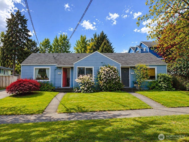2517 2519 E Pike St, Seattle