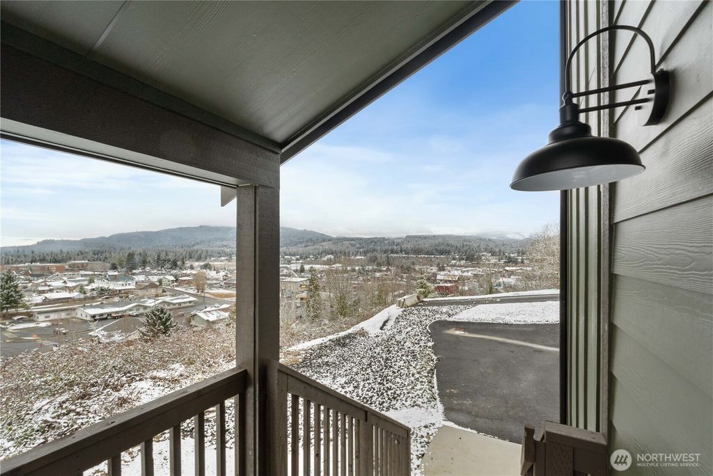 Photo of 116 Orchard Avenue S #D, Eatonville, WA 98328 (MLS # 2505532)