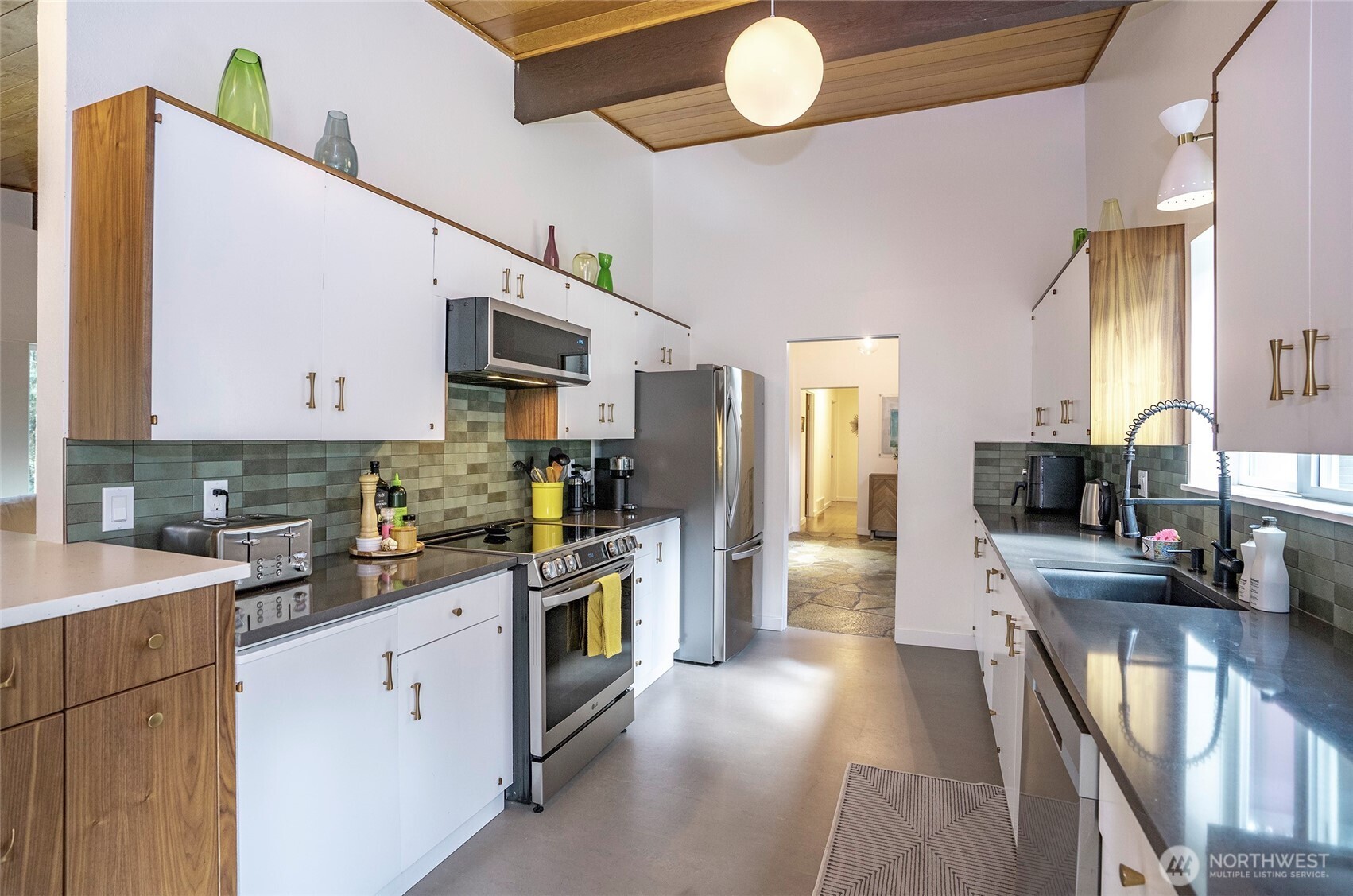 10422 Mary Lane SW
