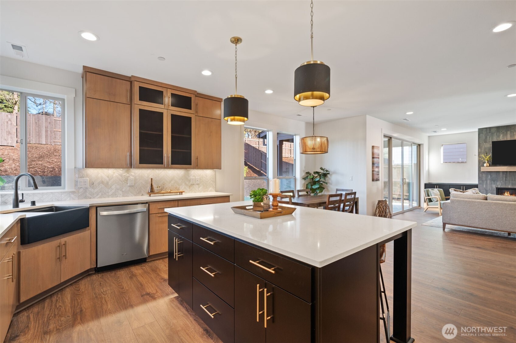 2308 E Dalmatian Drive