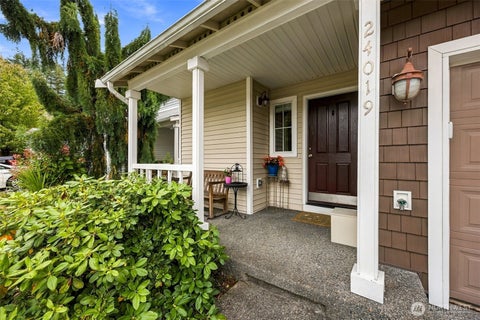Photo of 24019 SE 282nd Street, Maple Valley, WA 98038 (MLS # 2587405)