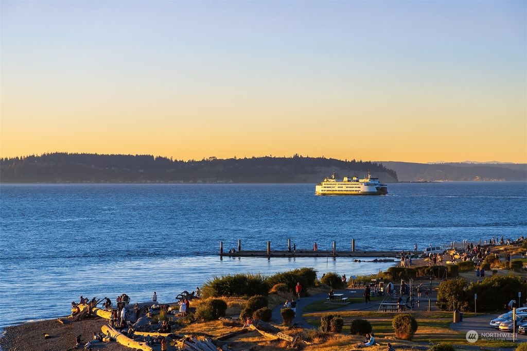 Photo of 401 4th Street, Mukilteo, WA 98275 (MLS # 2007538)