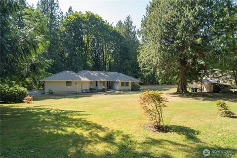 Photo of 2102 Mark Street, Lacey, WA 98516 (MLS # 2465163)