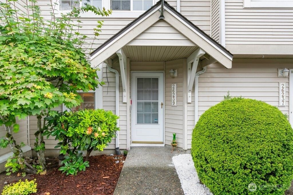 Photo of 26239 114th Lane SE #40, Kent, WA 98030 (MLS # 2418476)