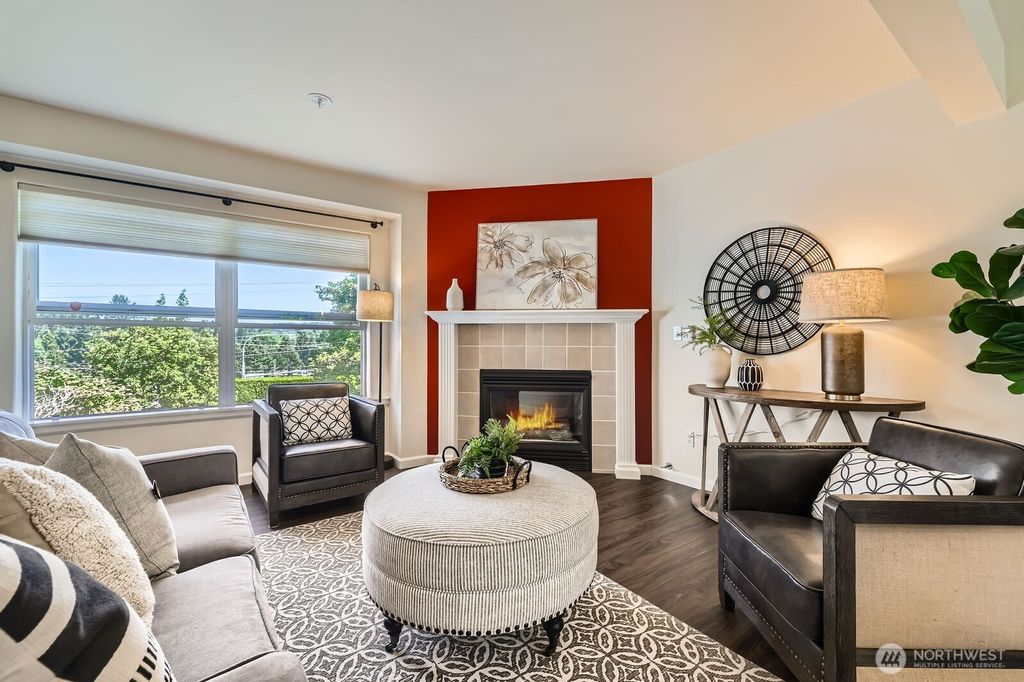 Photo of 17201 127th Place NE #101, Woodinville, WA 98072 (MLS # 2391662)