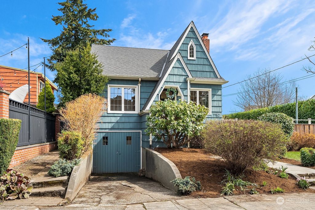 Photo of 7752 10th Avenue NW, Seattle, WA 98117 (MLS # 2051730)