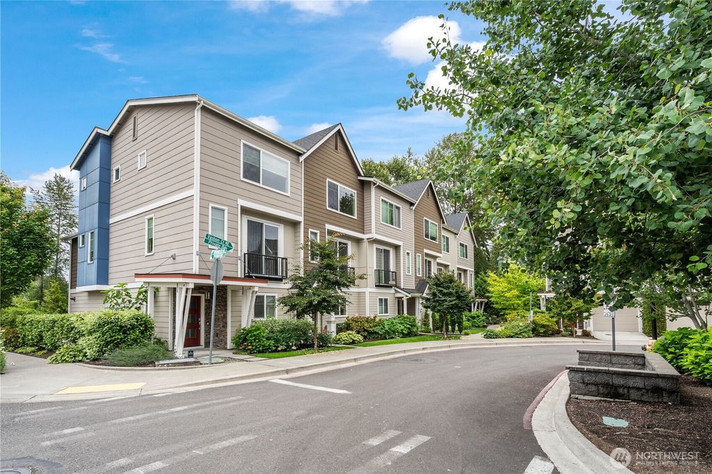 Photo of 4239 NE 3rd Lane, Renton, WA 98059 (MLS # 2400880)