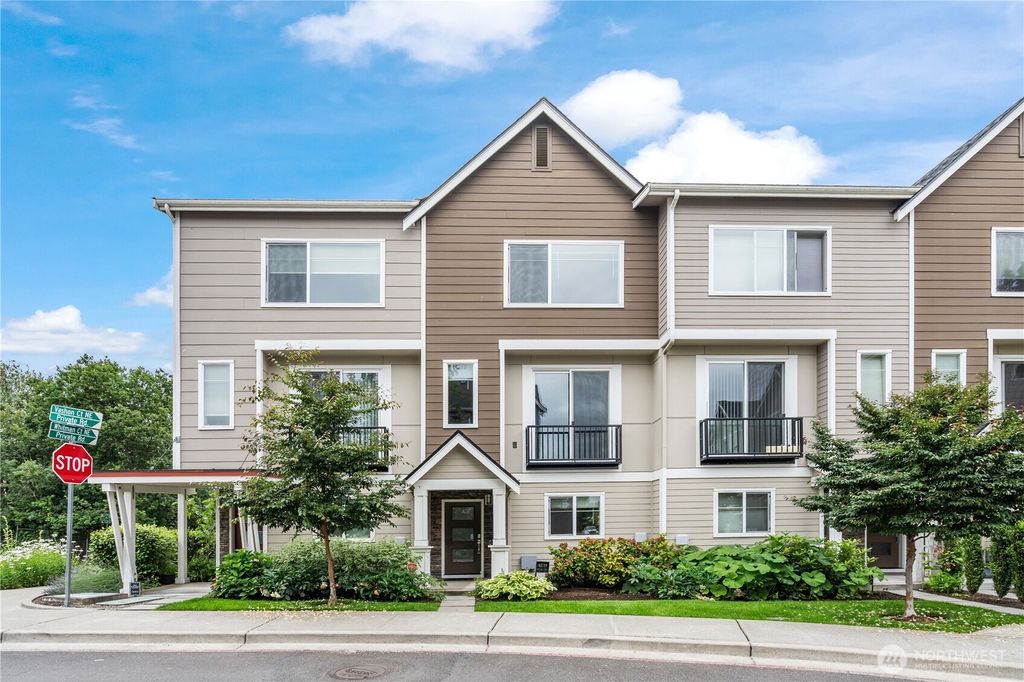 Photo of 4239 NE 3rd Lane, Renton, WA 98059 (MLS # 2400880)