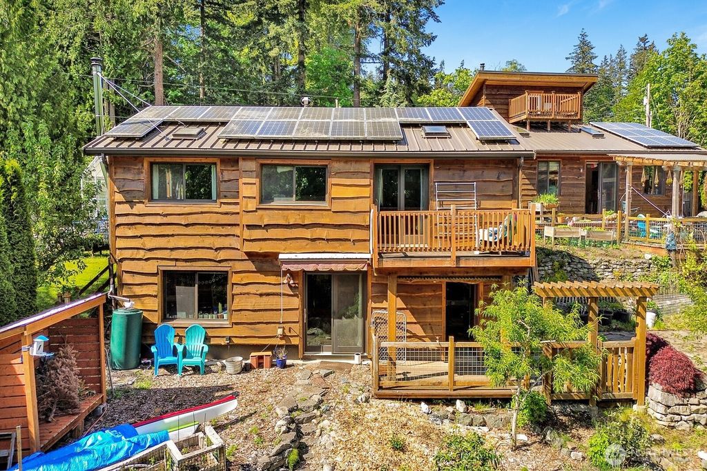 Photo of 2070 Fairhaven Avenue, Bellingham, WA 98229 (MLS # 2525828)
