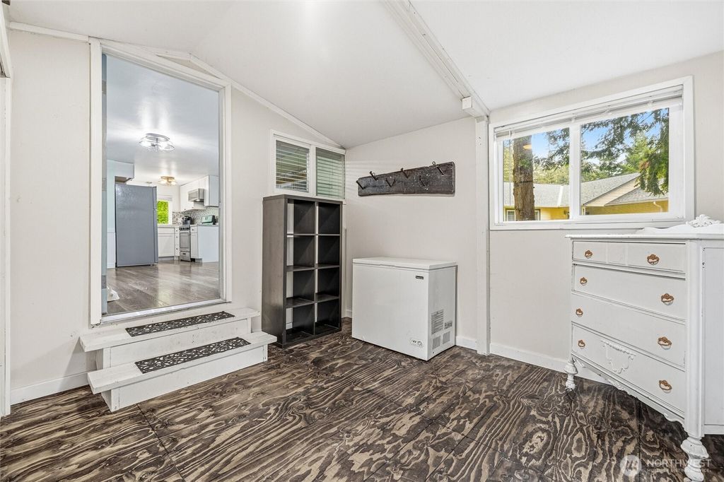 Photo of 6124 Willow Pl PL, Maple Falls, WA 98266 (MLS # 2524684)