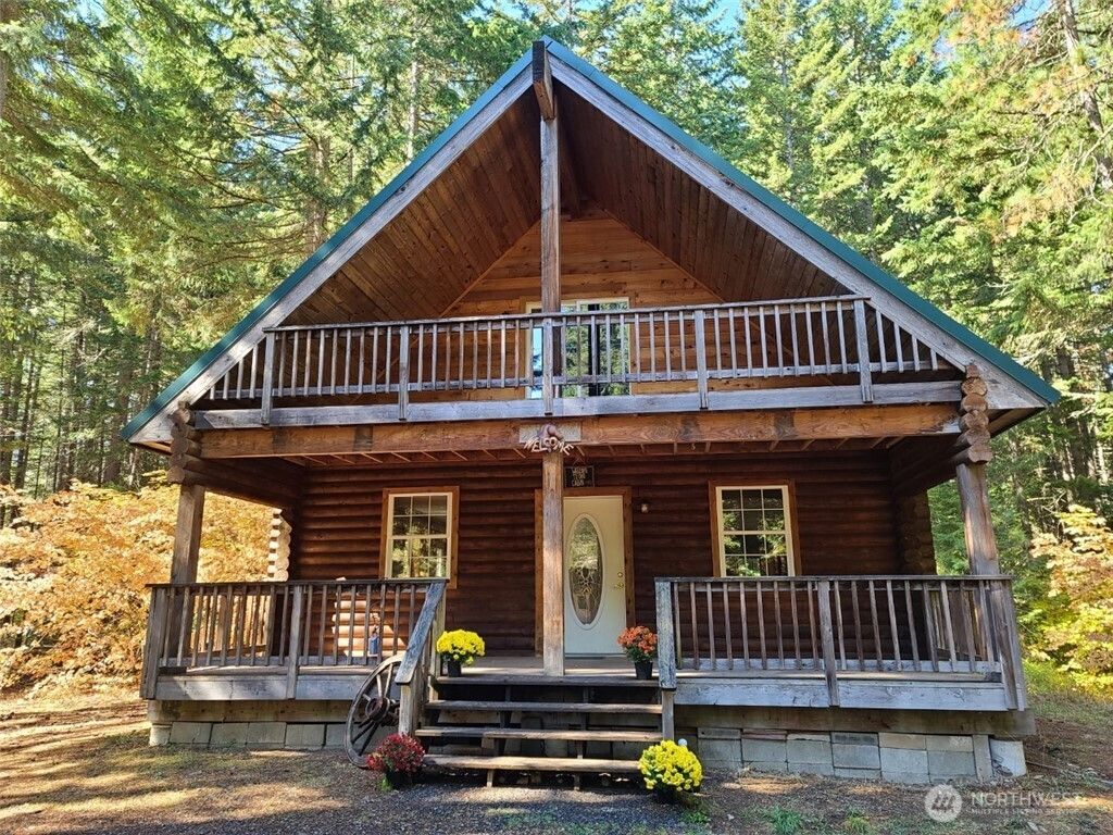 Photo of 551 Pioneer Trail, Cle Elum, WA 98922 (MLS # 2483104)