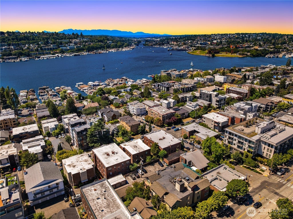 Photo of 2035 Eastlake Avenue E #301, Seattle, WA 98102 (MLS # 2531179)