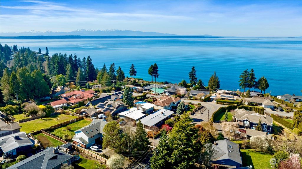 Photo of 7804 171st Street SW, Edmonds, WA 98026 (MLS # 2211325)
