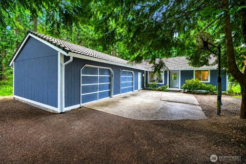 Photo of 3929 Hoffman Court SE, Olympia, WA 98501 (MLS # 2528213)