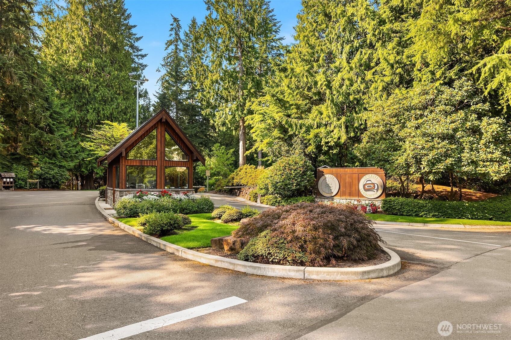 2410 Sahalee Drive W