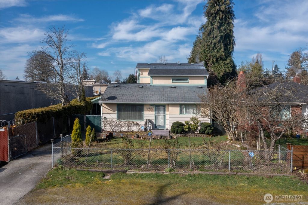 Photo of 12459 Occidental Avenue, Seattle, WA 98168 (MLS # 2336654)