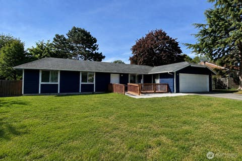 Photo of Kent, WA 98030 (MLS # 2573048)