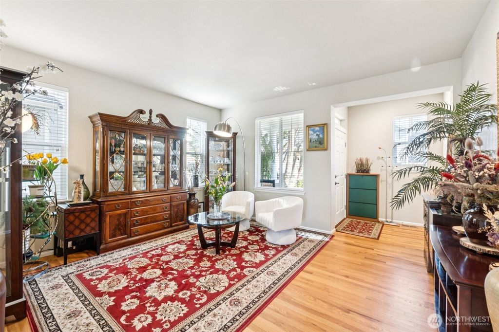 Photo of 20916 13th Avenue W, Lynnwood, WA 98036 (MLS # 2487042)