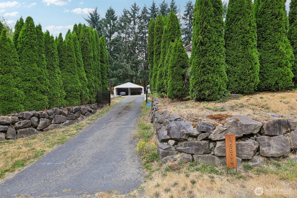 Photo of 16804 SE 128th Street, Renton, WA 98059 (MLS # 2510122)