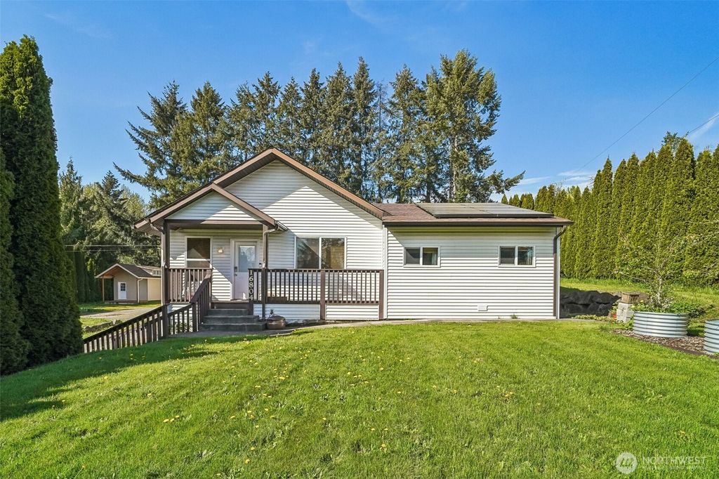 Photo of 16804 SE 128th Street, Renton, WA 98059 (MLS # 2510122)