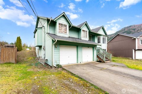 Photo of 2951 Green Valley Drive, Maple Falls, WA 98266 (MLS # 2501607)