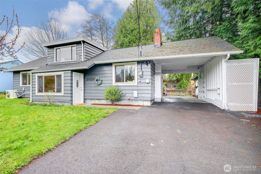 Photo of 20226 24th Avenue NE, Shoreline, WA 98155 (MLS # 2350218)