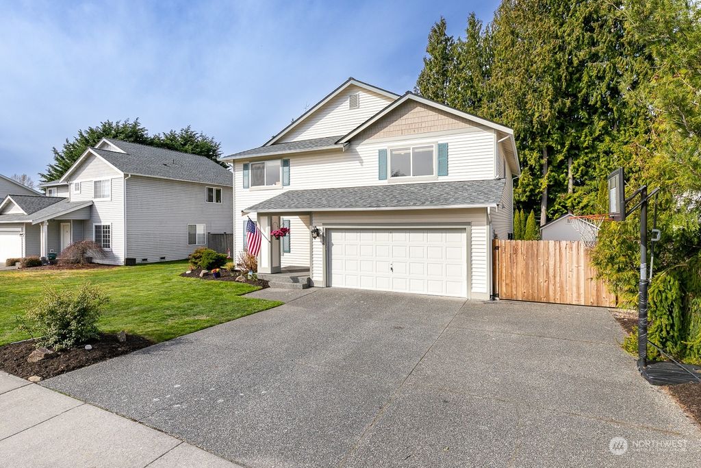 Photo of 13816 49th Avenue SE, Everett, WA 98208 (MLS # 2045201)