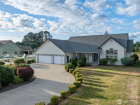 Photo of 127 Skyhawk Drive, Toledo, WA 98591 (MLS # 2579220)