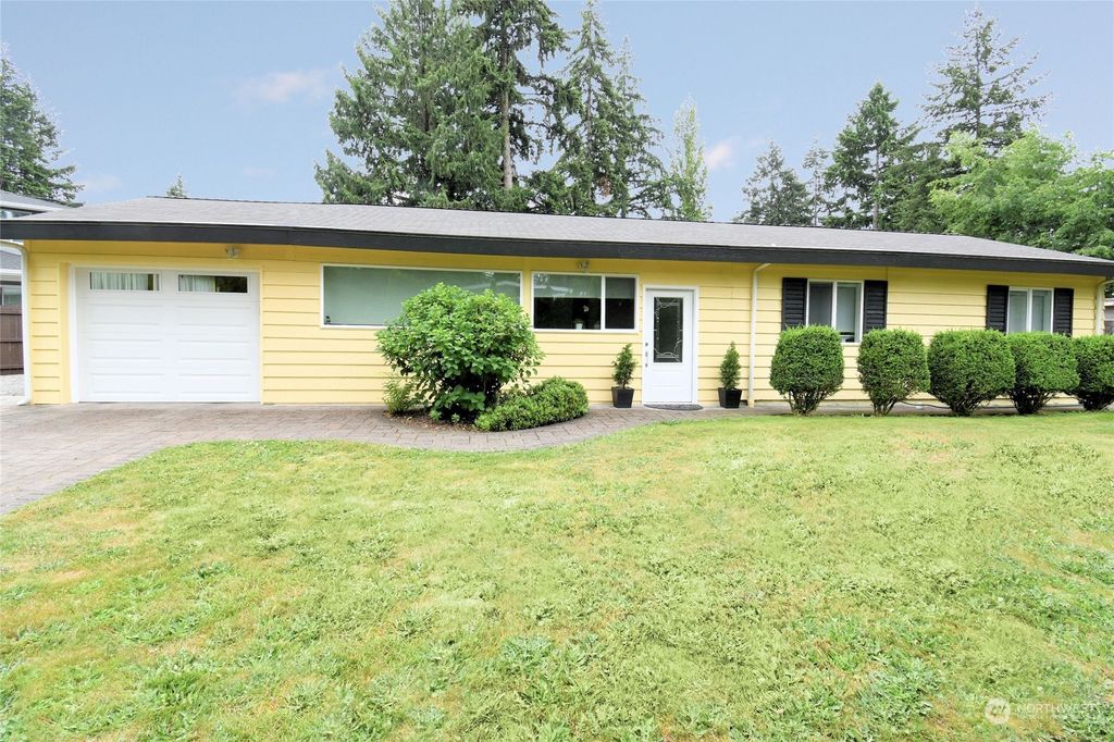 Photo of 16227 NE 3rd Place, Bellevue, WA 98008 (MLS # 2128374)