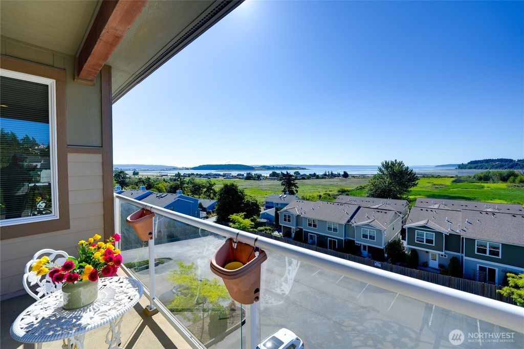 Photo of 1850 SW Scenic Heights Street #B304, Oak Harbor, WA 98277 (MLS # 2444458)