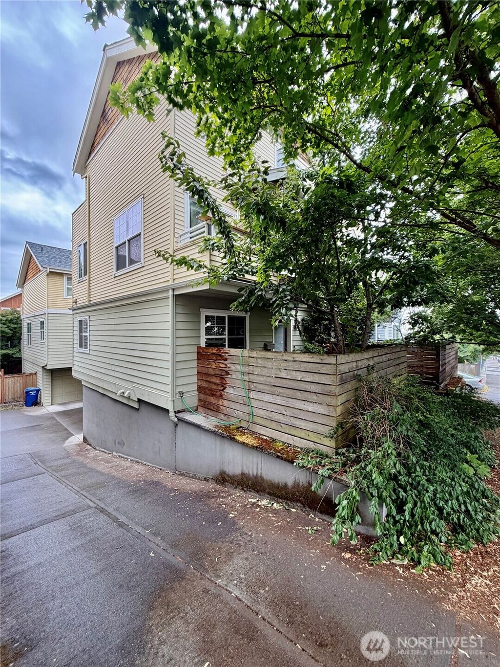 Photo of 9216 Stone Ave N AVE #B, Seattle, WA 98103 (MLS # 2547911)