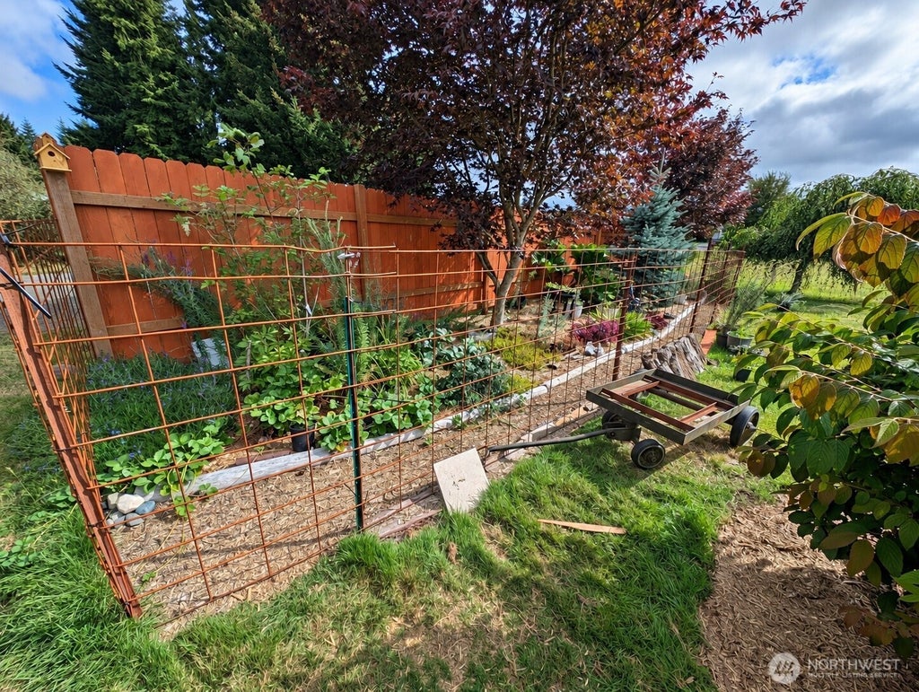 Photo of 1186 E Wiley Street, Forks, WA 98331 (MLS # 2581976)