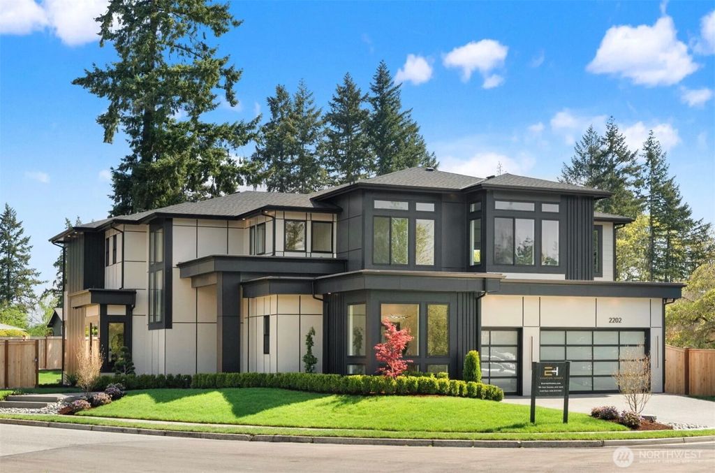 Photo of 2202 175th Avenue NE, Redmond, WA 98052 (MLS # 2528410)