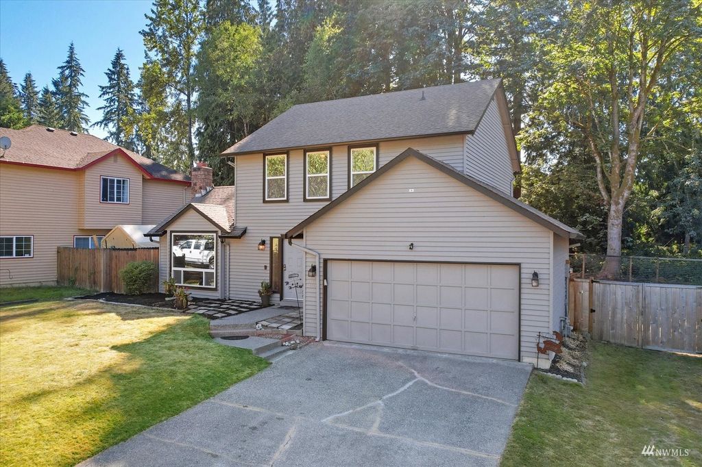 Photo of 14030 62nd Avenue SE, Everett, WA 98208 (MLS # 1993009)
