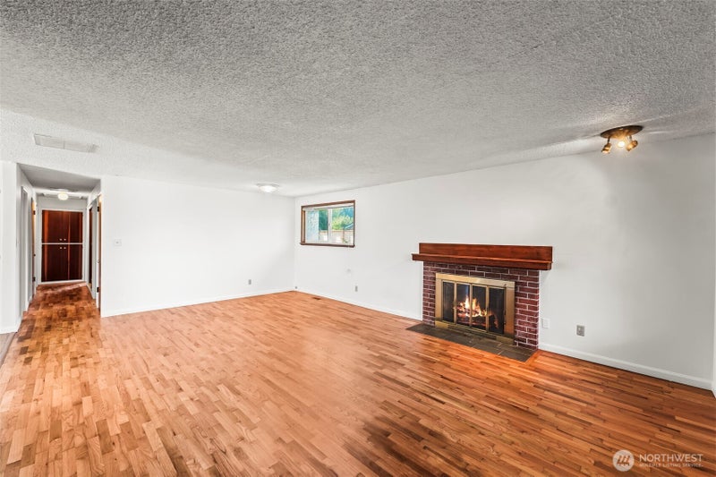 1309 Lenore Drive