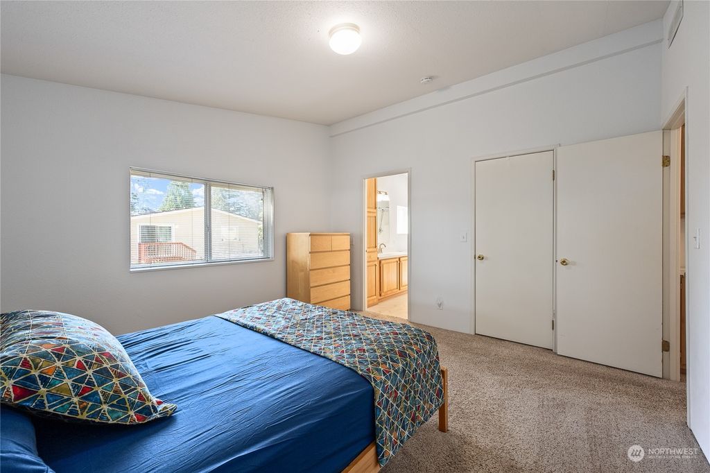 Photo of 18425 NE 95th Street #78, Redmond, WA 98052 (MLS # 2282148)