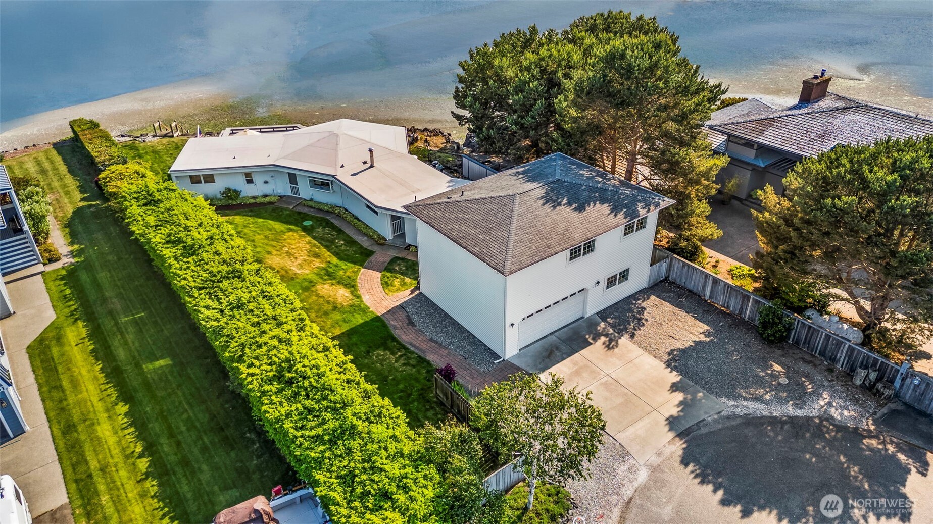 4957 NE Canal Lane