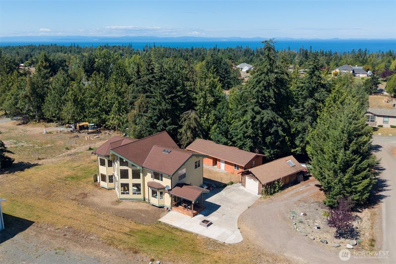 114 Blackberry Lane