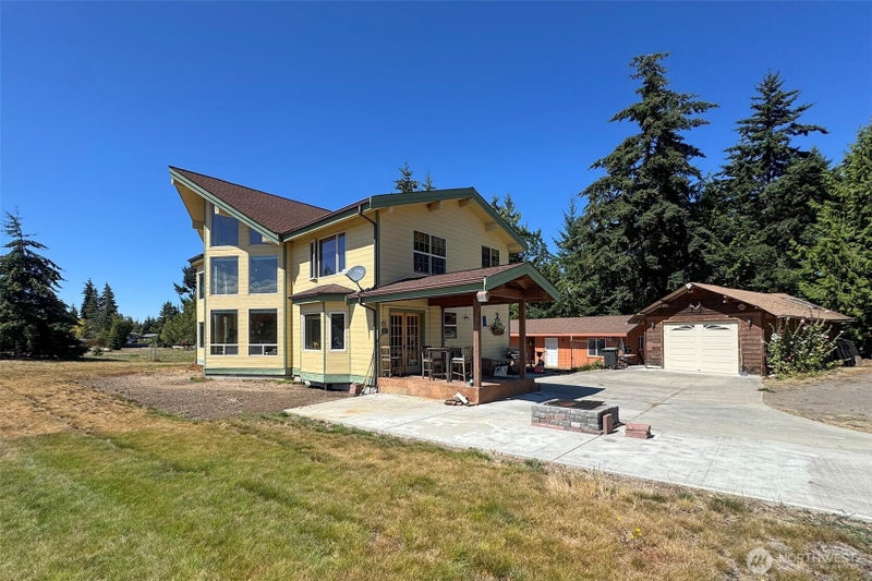 114 Blackberry Lane