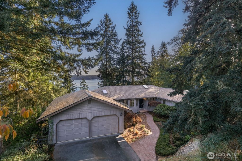 Photo of 110 Windship Drive, Port Townsend, WA 98368 (MLS # 2453930)