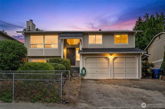 9420 7th Avenue SW, Seattle