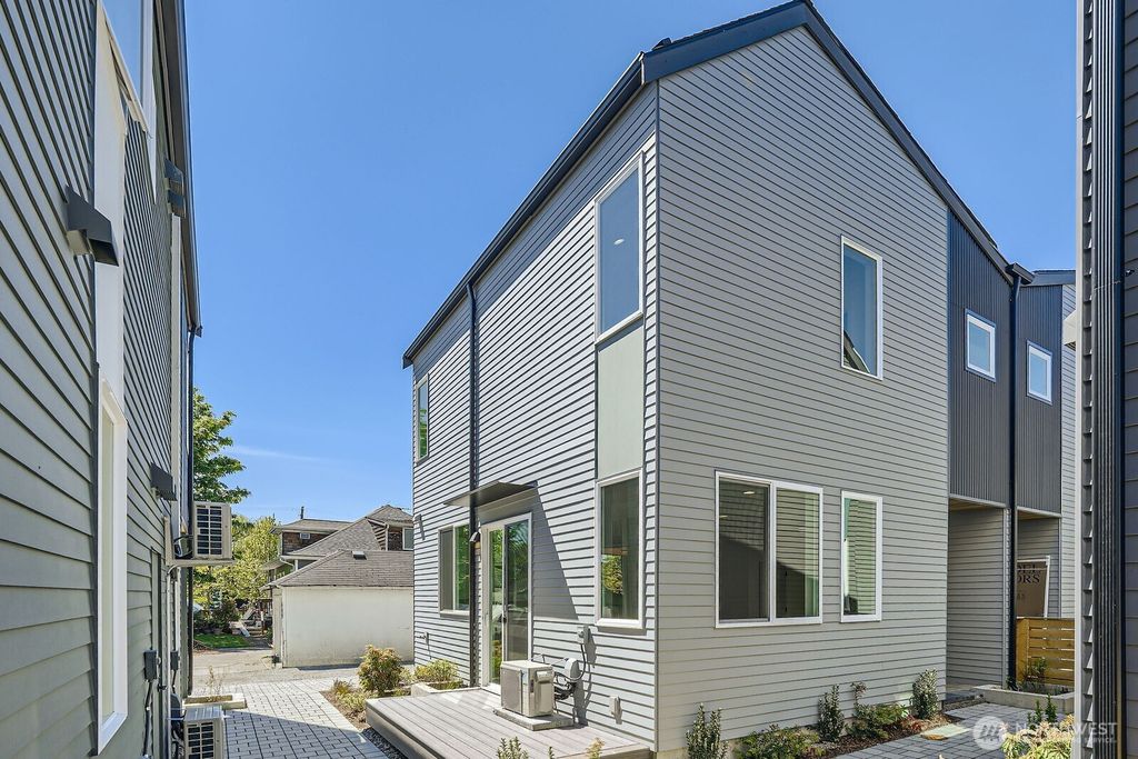 Photo of 8471 Seward Park Avenue S, Seattle, WA 98118 (MLS # 2372756)