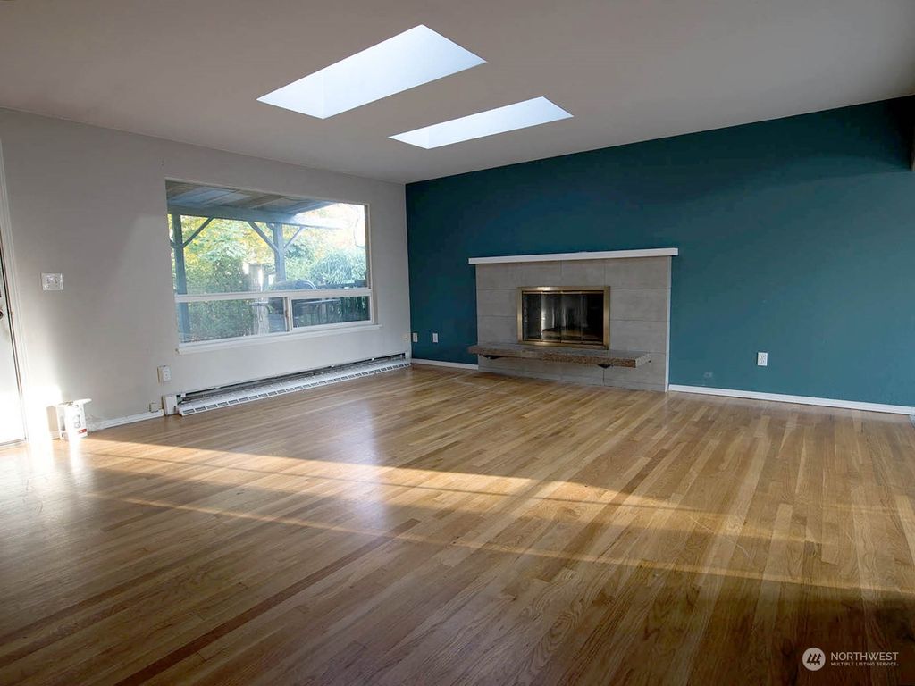 Photo of 20713 1st Place S, Des Moines, WA 98198 (MLS # 2301016)