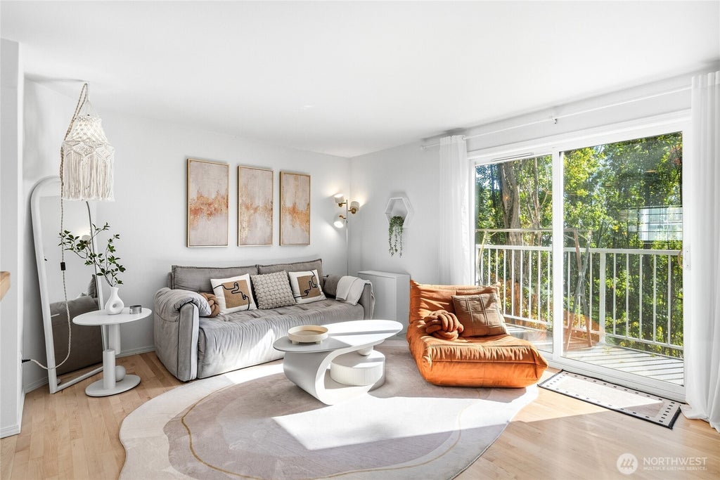 Photo of 1621 S Weller Street #B, Seattle, WA 98144 (MLS # 2586564)