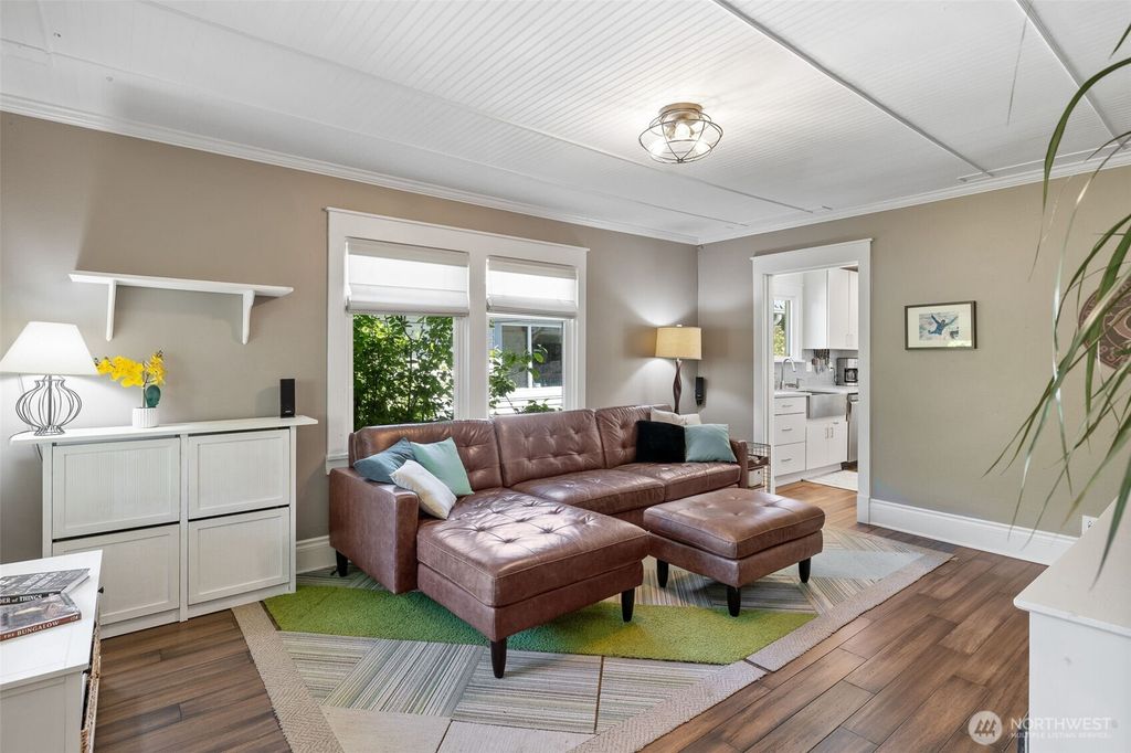 Photo of 3409 Nassau Street, Everett, WA 98201 (MLS # 2356661)