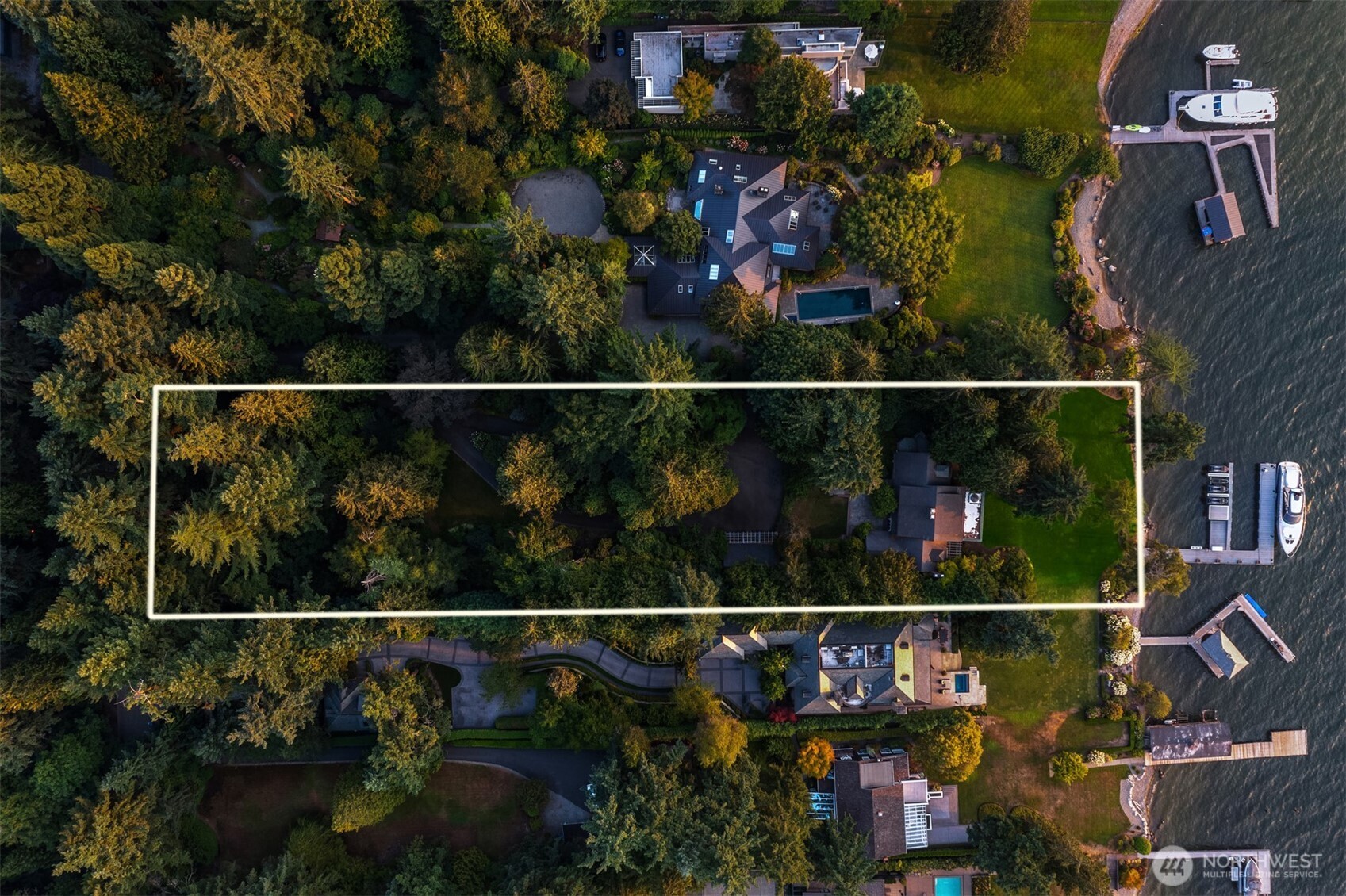 3639 Hunts Point Road